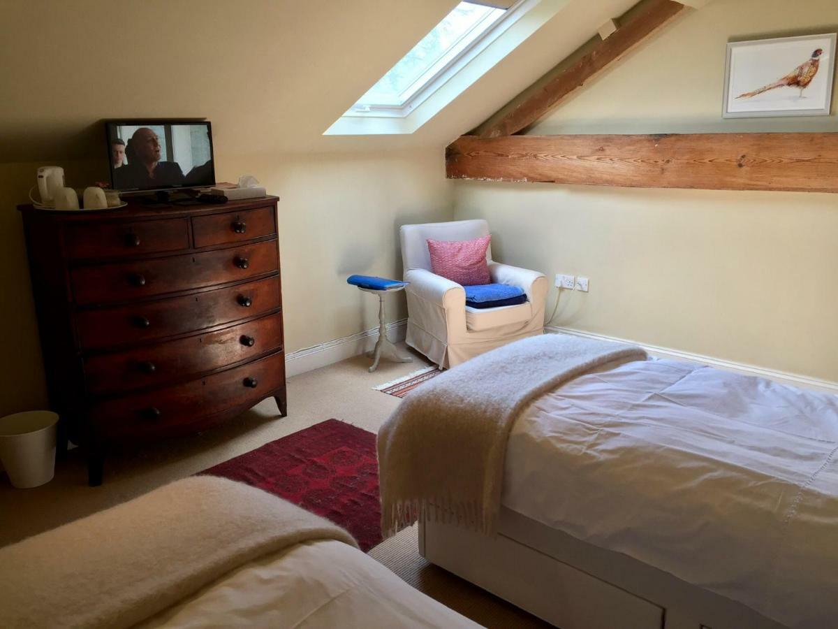 Bed and Breakfast Mulberry Barn Micheldever Экстерьер фото